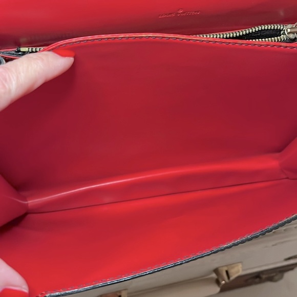 Louis Vuitton Black Epi Red Bullet Shoulder Bag - Picture 9 of 16